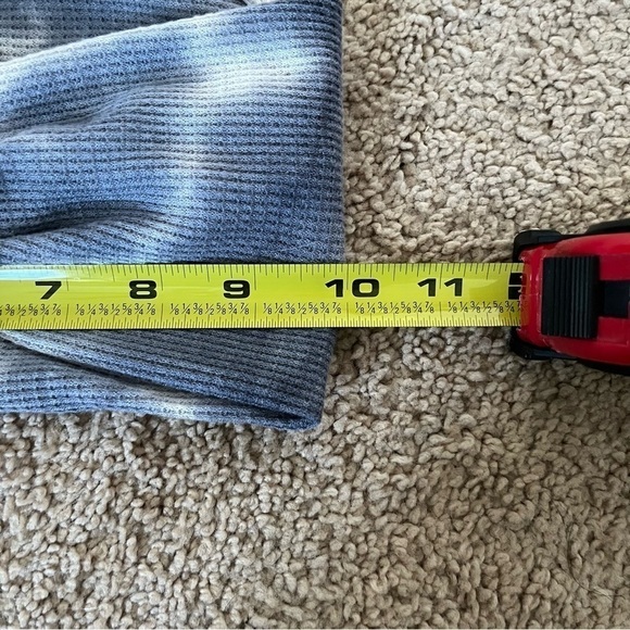 *2/$15* Tie Dye Top Knot Headband - Picture 4 of 5